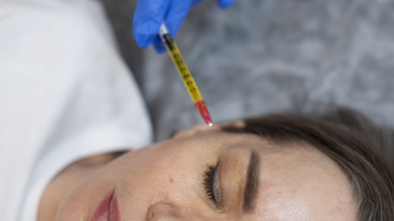 Pigmentation-fighting skincare products for melasma management