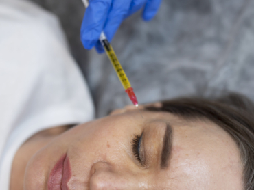 Pigmentation-fighting skincare products for melasma management