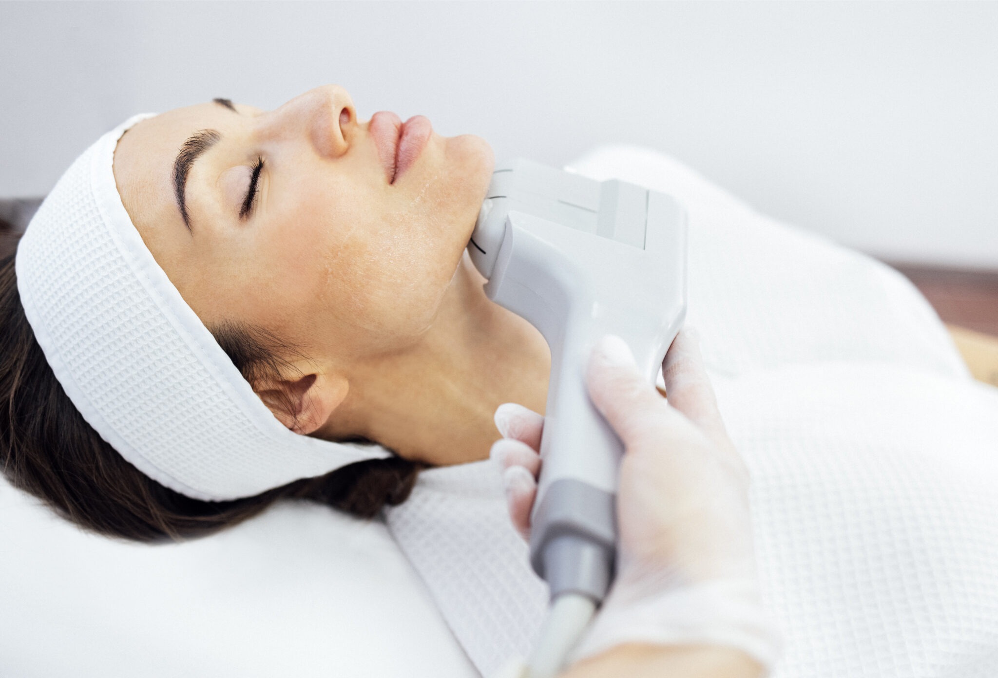 HIFU facial treatment in progress