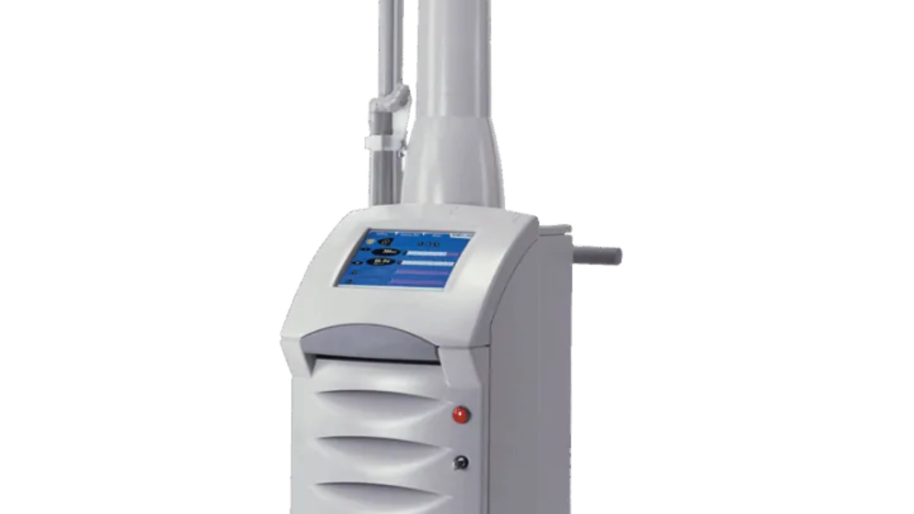 Ultra Pulse Fractional CO₂ laser machine for skin resurfacing