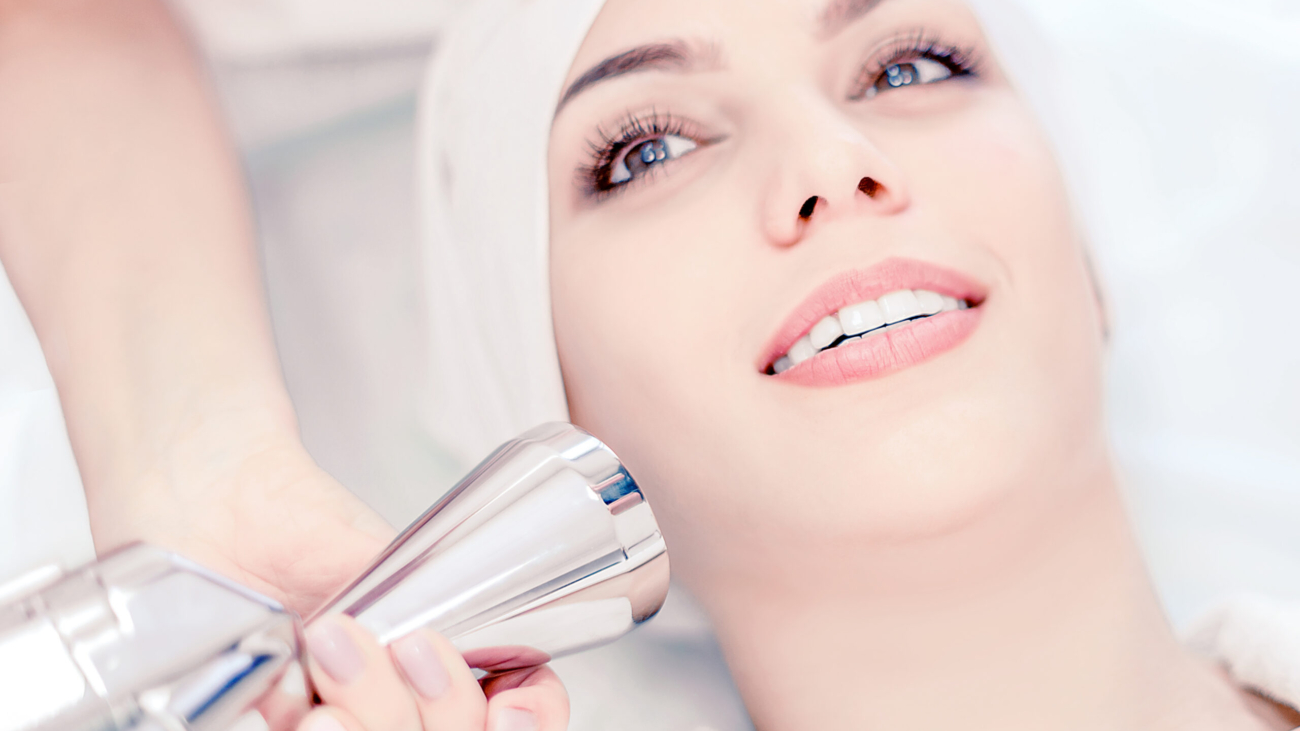 Fractional laser skin treatment during winter