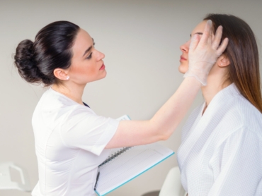 Facial assessment before non-surgical lifting
